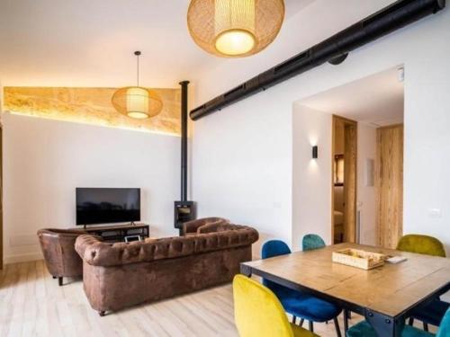 Can montis - image 6