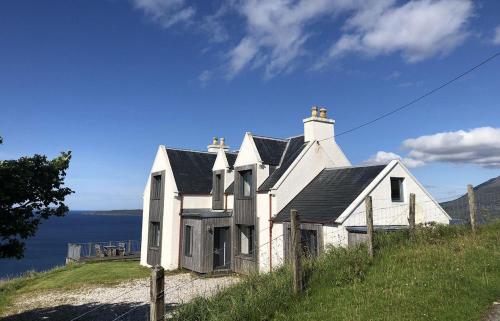 A szálláshely kívülről, Taigh Druim in Elgol