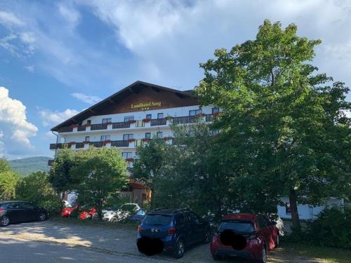 B&B Seeg - Ferienwohnung "Waldbaden" im Landhotel Seeg - Bed and Breakfast Seeg