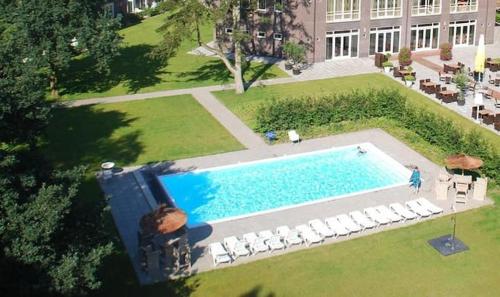  Adorable two bedroom bungalow C7 next to hotel. in Garderen