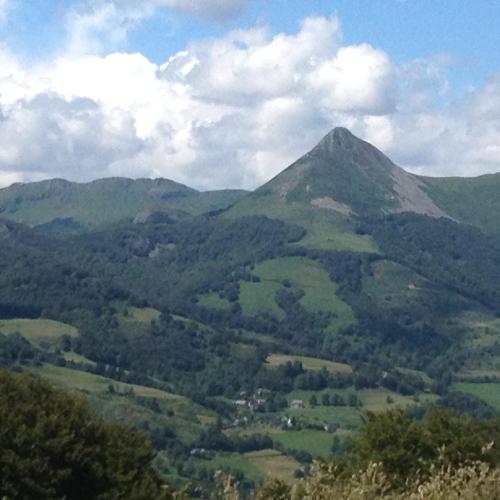 LA MAISONETTE A 5 KM DU SUPER LIORAN