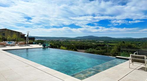 Luxury house, St tropez 20mns! Stunning view, serene & private - Location, gîte - Grimaud