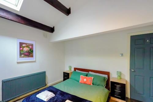 Headingley 2 Bedroom first floor cottage flat Near Universities shops& Park, Leeds (photo 10)