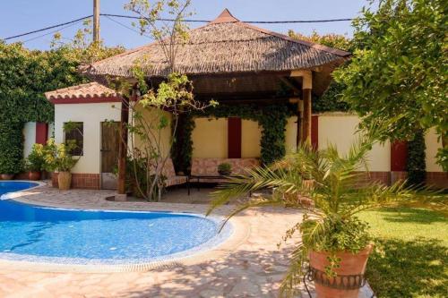 Andalusian Villa w/ Pool, Garden & Barbecue