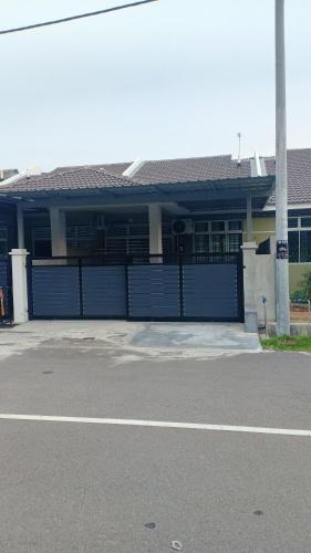 HOMESTAY BUDGET MASJID TANAH PERDANA