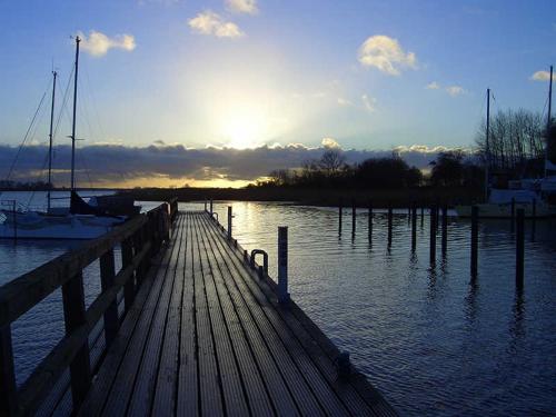 Reetdachhaus Malve 3 im Feriendorf Puddeminer Wiek Reetdachhaus Malve 3 im Feriendorf Puddeminer Wiek