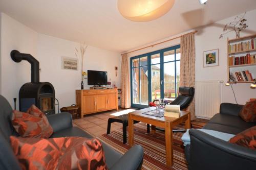 Reetdachhaus Malve 3 im Feriendorf Puddeminer Wiek Reetdachhaus Malve 3 im Feriendorf Puddeminer Wiek