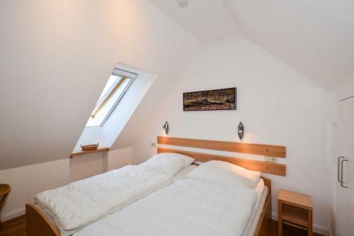 Reetdachhaus Malve 3 im Feriendorf Puddeminer Wiek Reetdachhaus Malve 3 im Feriendorf Puddeminer Wiek