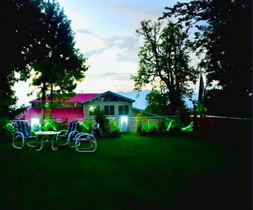 H.M.H Lodges & Hotel Resort photo