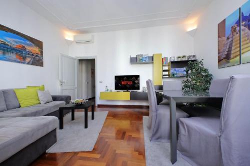 LUXURY APARTMENT VATICANO-S'PETER BASILICA - NETFLIX Wifi - AirCond