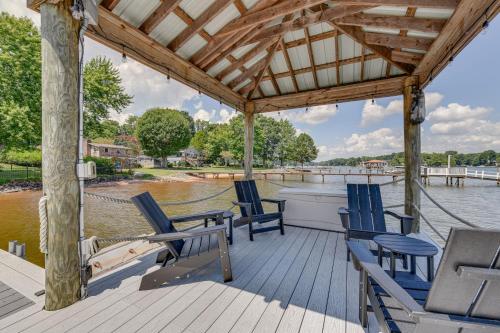 Pet-Friendly Lake Norman Home with Boat Dock! in Mooresville, USA