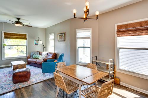 Pet-Friendly Home - 6 Mi to Downtown Milwaukee!