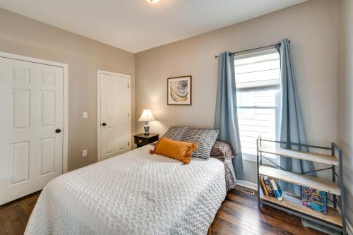 Pet-Friendly Home - 6 Mi to Downtown Milwaukee!