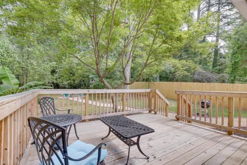 Modern Raleigh Vacation Rental about 3 Mi to Downtown!