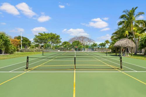 EXECUTIVE BAY ISLAMORADA BY SOFLA VACATIONS - 테니스 코트