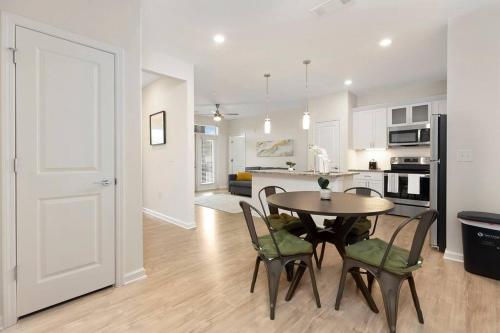 Modern Concord 2BD Near Raceway in Concord, USA