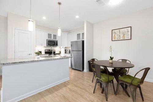 Modern Concord 2BD Near Raceway in Concord, USA