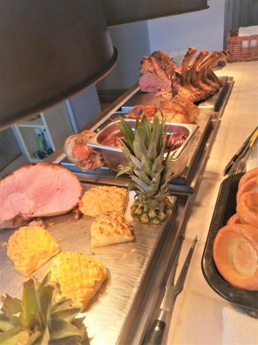 The Royal Norfolk Hotel - image 14