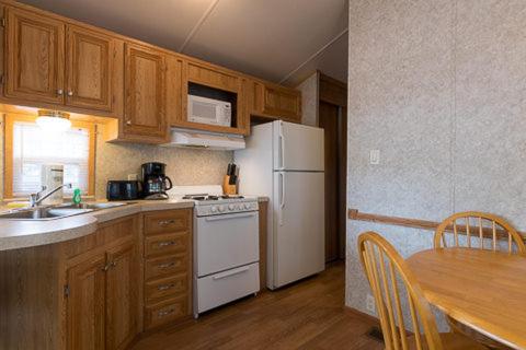 Point Sebago Resort - image 12