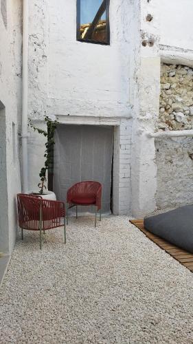 Létesítmények, Casa cristo 37 navarrés (Casa cristo 37 navarres) in Sumacàrcer