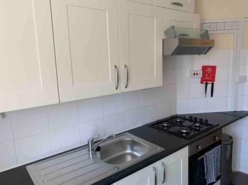 APlaceToStay Central London Apartment, Zone 1 NHG