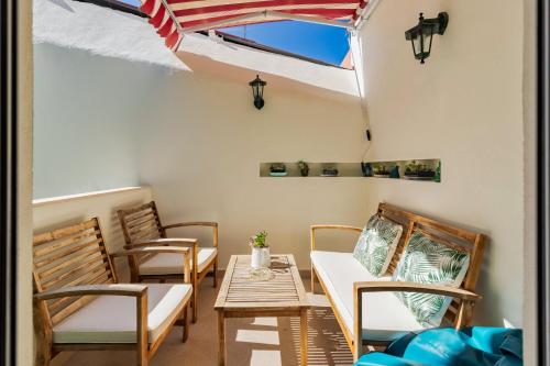  Stay in Setúbal - AC, Wi-fi 2 Bedroom Apt, Unterkunft in Setúbal