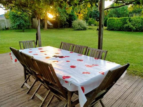 Erkély/terasz, Maison Au champ du souvenir 5 chambres 8 personnes in Albert