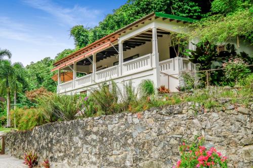 Casa Grande Mountain Retreat - Adults Only in Utuado