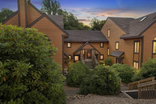7 Springs Ski & Mountain Adventure Condo condo - image 3