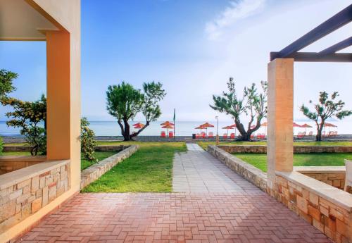 Rodyti, Silver Beach Hotel & Apartments in Platanias