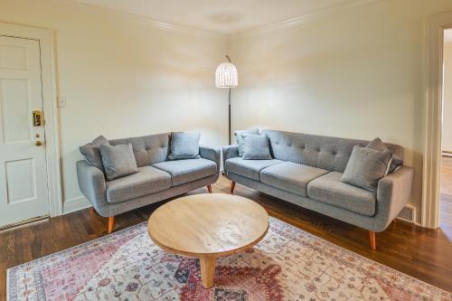 Lexington Condo with Balcony 1 Mi to UK Campus! in Lexington, USA