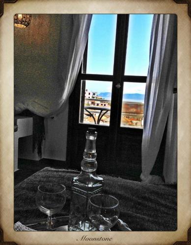 Double Room with Balcony image 10