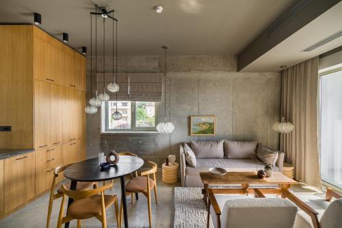 Dapur, Rezident Tomis Marina in Constanta