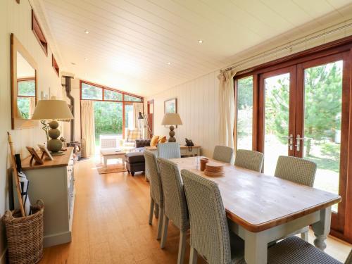 Clipsham Oakham - image 2