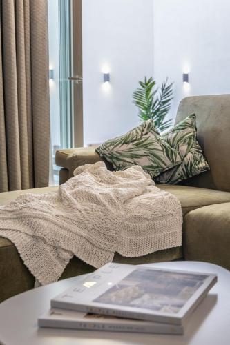 Heated Pool Luxury in Pembroke St Julians 5