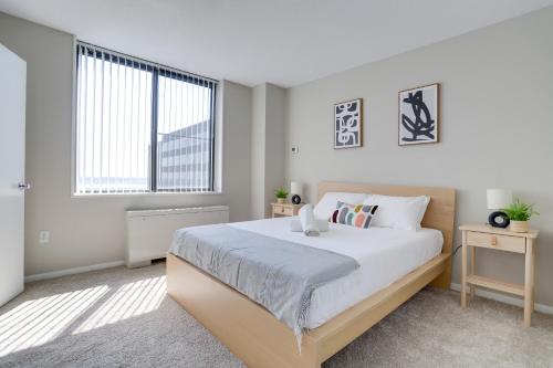 Style & Fantastic Apartment in Crystal City! in Arlington, USA