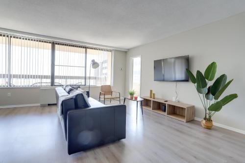 Style & Fantastic Apartment in Crystal City! in Arlington, USA