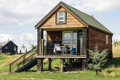 Lake View Lodges