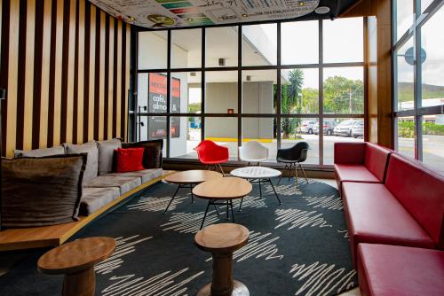 ห้องอาหาร, Ibis Guaratingueta Aparecida - Circuito da Fe in กวาราตินกิวต้า