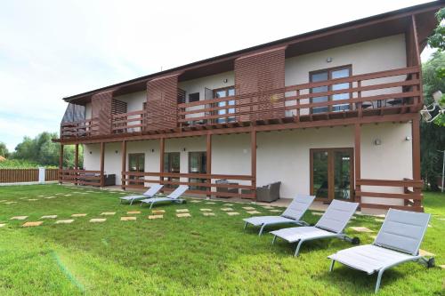 Eden Uzlina in 烏茲里納