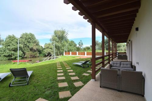 Eden Uzlina in 烏茲里納