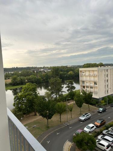 Appartement lumineux et spacieux centre de Tours