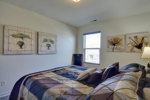 Spacious Gastonia Home with Pool Access! Spacious Gastonia Home with Pool Access!