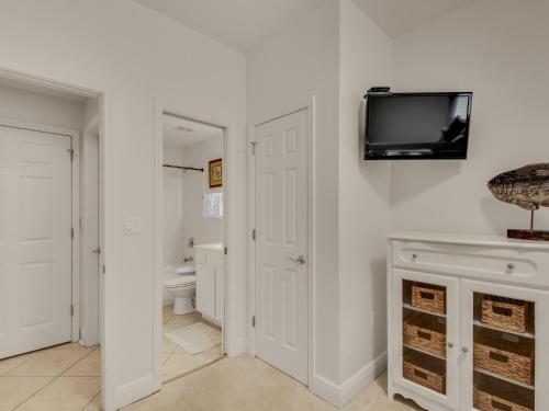 San Remo Condominium 209 - image 33