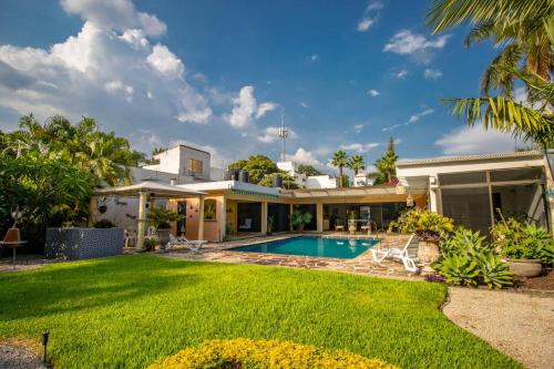 ¡Nueva! Bamboo CASA ARTE in Delicias