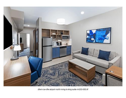 One Bedroom Suite with Bath Shower Combination