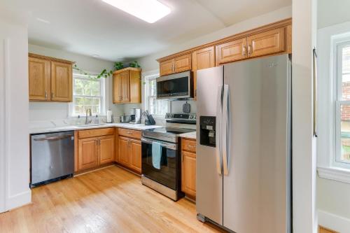 Chic Front Royal Retreat Near Shenandoah River! in Front Royal, USA
