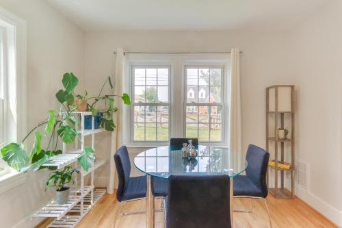 Chic Front Royal Retreat Near Shenandoah River! in Front Royal (VA)