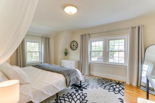 Chic Front Royal Retreat Near Shenandoah River! in Front Royal (VA)