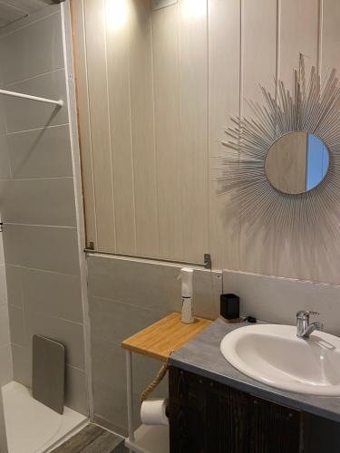 浴室, Gîte Lauraët (Gite Lauraet) in 蘭克斯